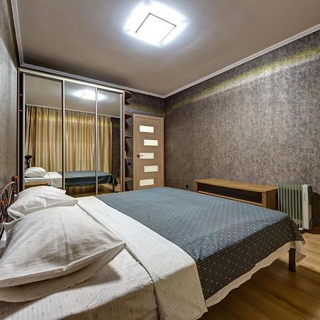 Apartments Near Ukraina Shopping Mall 基輔 外观 照片